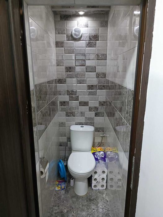 Дава се под наем Двустаен апартамент в Разград, Освобождение - 90 кв.м за 459 € - Снимка #4