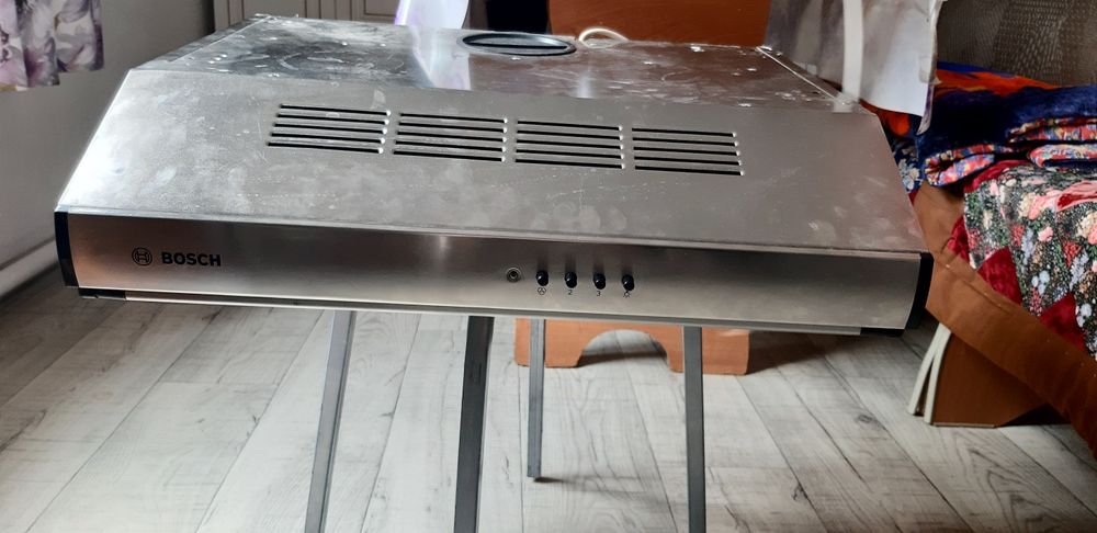 Козерьковая вытяжка Воsch