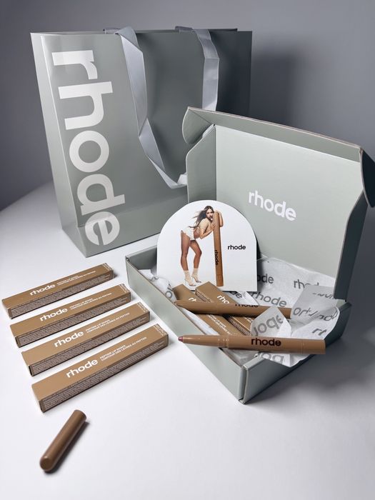 Rhode Peptide Lip Shape НОВ оригинал оформящ молив за обемни устни