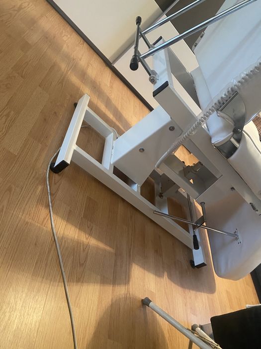 Scaun masaj/cosmetica + lampa