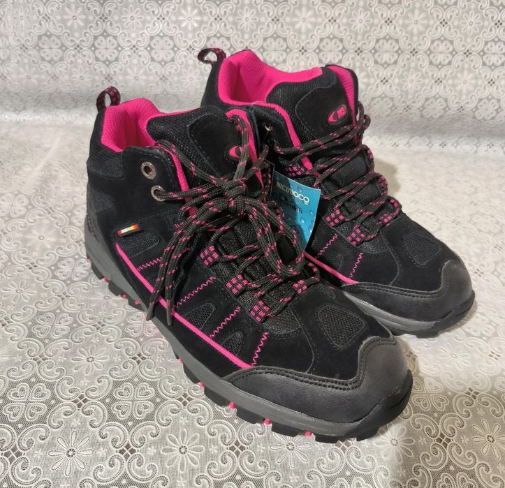 Bocanci munte, drumetie, trekking shoes, marime 39