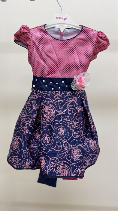 Детское платье нарядное новое