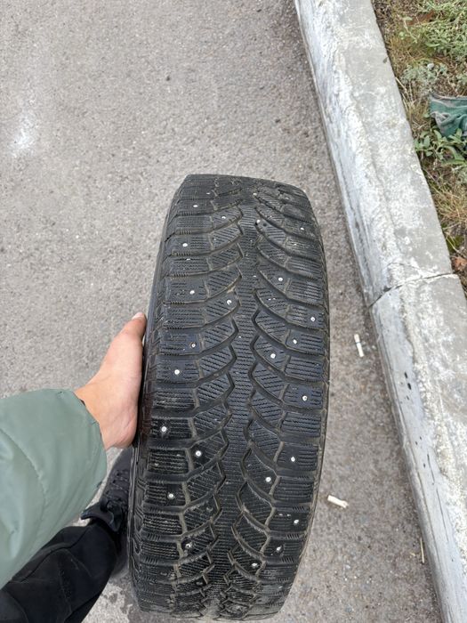 Продам Зимние шины размер 15