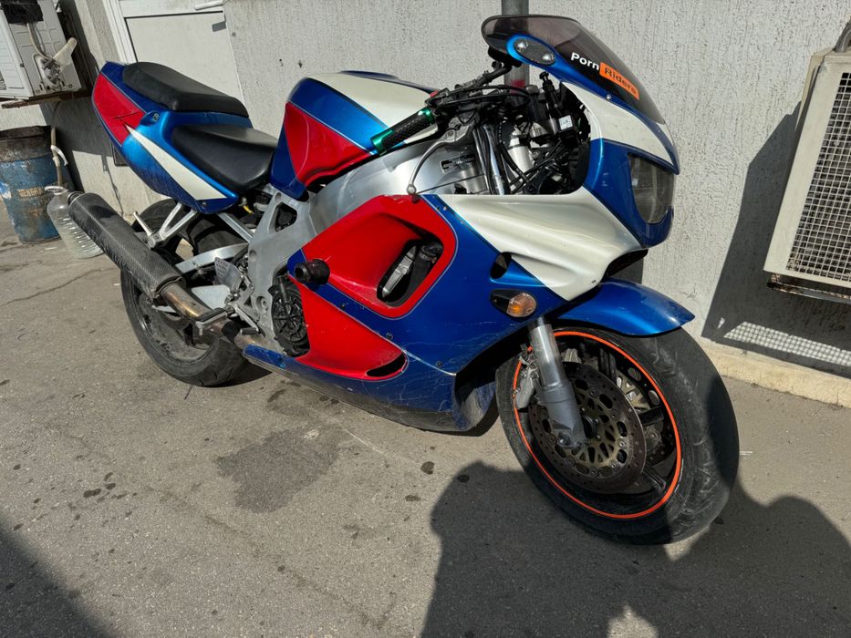 Honda CBR 919 / CBR919 на ЧАСТИ