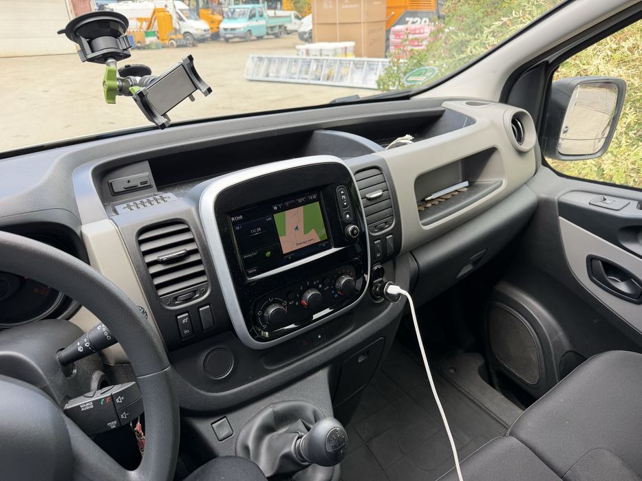 Renault trafic duba