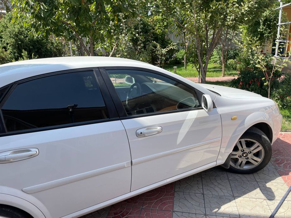Chevrolet Lacceti 1.8 Срочно сотилади.