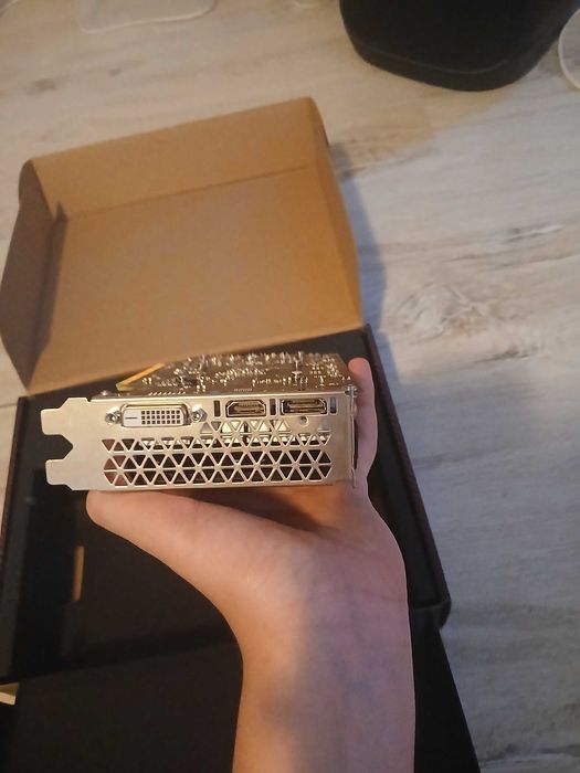 Placa video AMD radeon rx 580 biostar