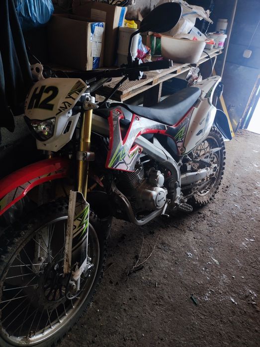 Продам эндуро мотоцикл