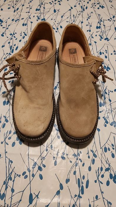 Pantofi din piele