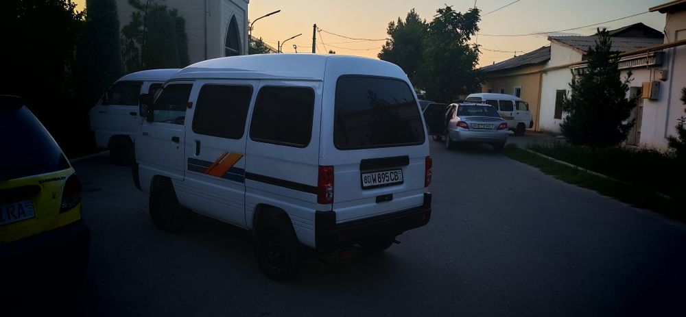 Дамас метани бор шумка булган ранги ок