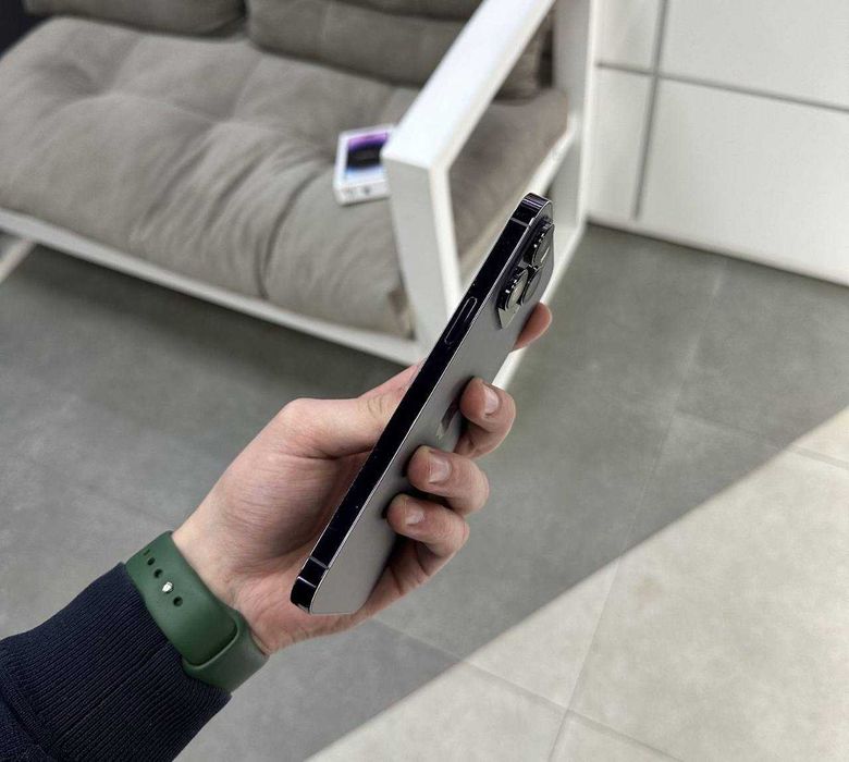 Продам iPhone 14 Pro 256 GB Deep Purple