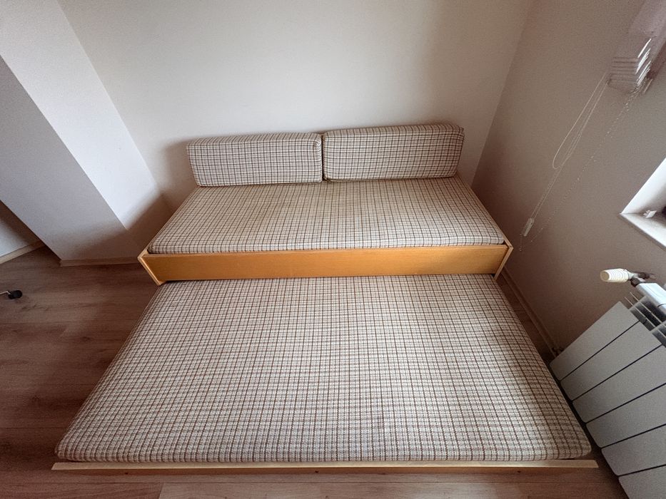 Разгъваено легло