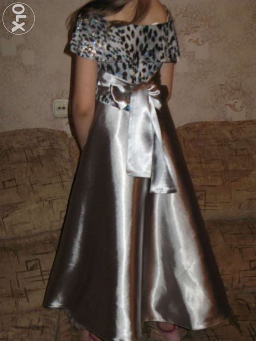 Нарядное платье