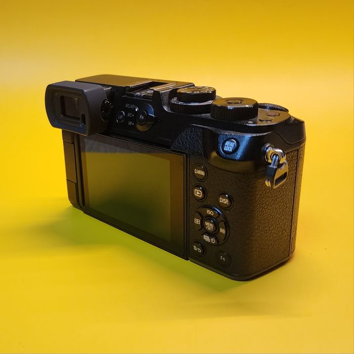 vând sau schimb body Panasonic GX8