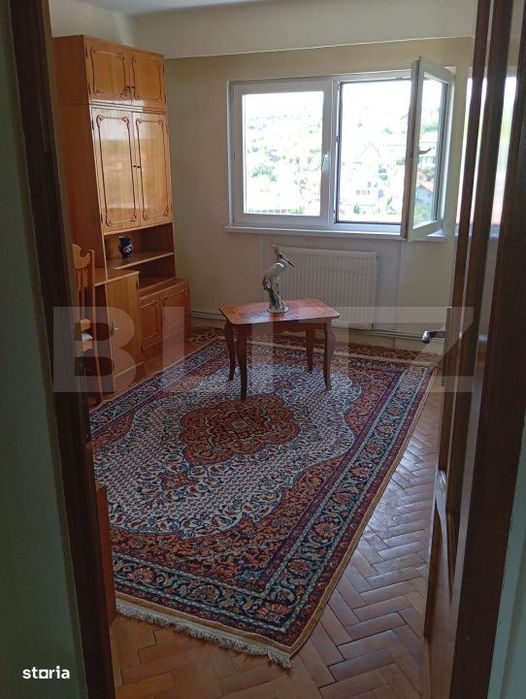 Apartament decomandat cu 3 camere, 69 mp,balcon, etaj 6 cu lift, Dealu — fotografia 3