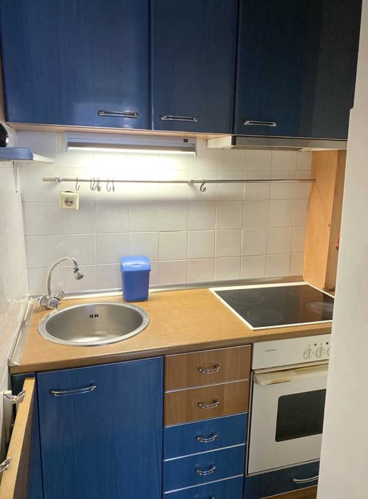 Продава се Тристаен апартамент в Пловдив, Кършияка - 70 кв.м за 984 €/кв.м - Снимка #2