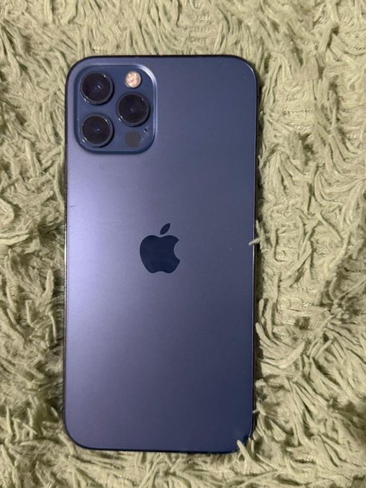 Айфон 12 про не вскрывался