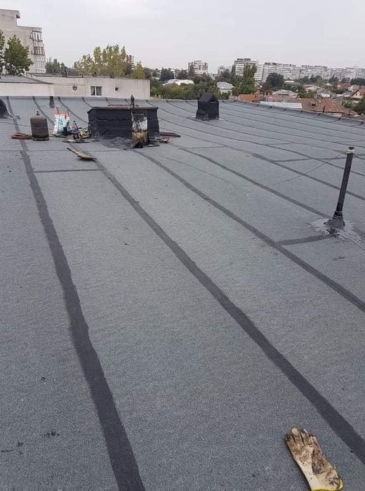 Executăm hidroizolatii reparații pluviale reparații hidroizolatii.