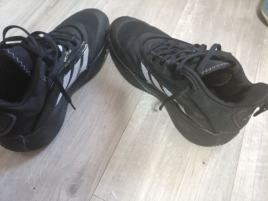 Adidași Adidas mărimea 43 1/2