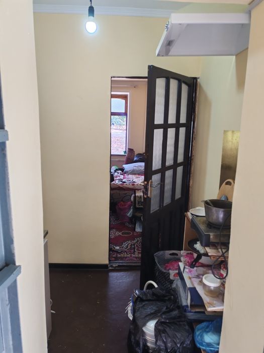 Срочно !!! Чирчик шахри 9 - микро  районда  1 /2/4 общежит сотилади.