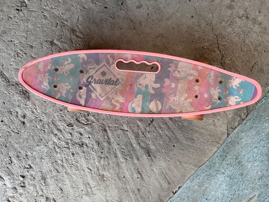 Скейтборд розовый түс сатылады