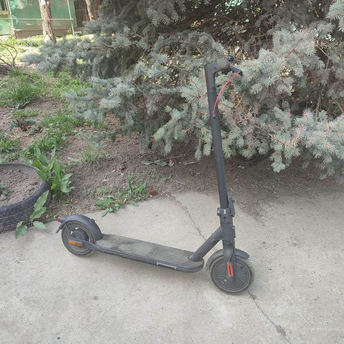 Самокат xiaomi   .