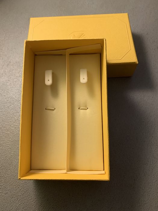 Оригинална кутия за бижу Swarovski и торбички