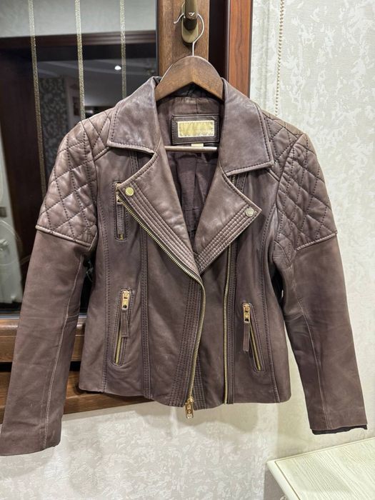 Кожаная куртка Michael Kors, б/у, в хорошем состоянии: 350 000 so’m