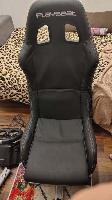 Vând set volan cu scaun