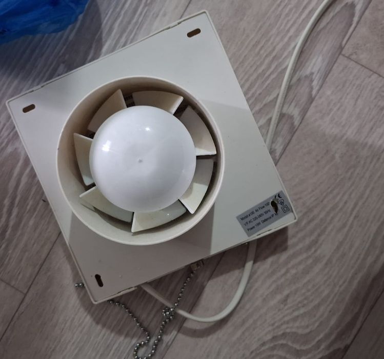 Продаётся вытяжка-вентилятор