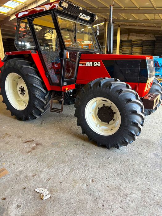 Tractor Fiat Agri 88 94 Turbo HI LO de 90 CP Fiat 80 90  Fiat 82 94 Fiat 640  Fiat 70 90 Fendt Same Deutz Case Claas New Holland John Deere  Fendt