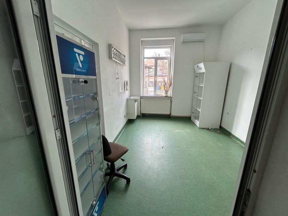 Spatiu comercial centru