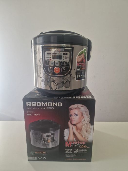 Мультиварка Redmond RMC-M211