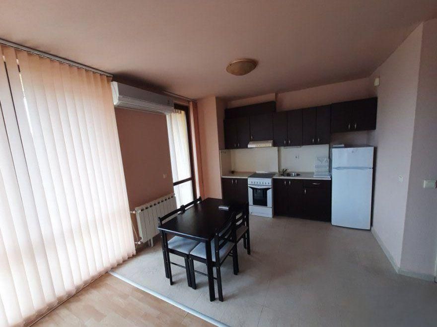 Двустаен апартамент в ж.к. Редута.