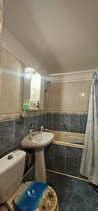 Apartament cu 3 camere, decomandat, Targoviste
