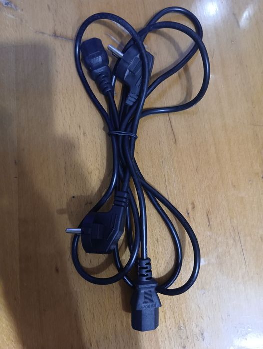 Сетевой кабель питания два вида