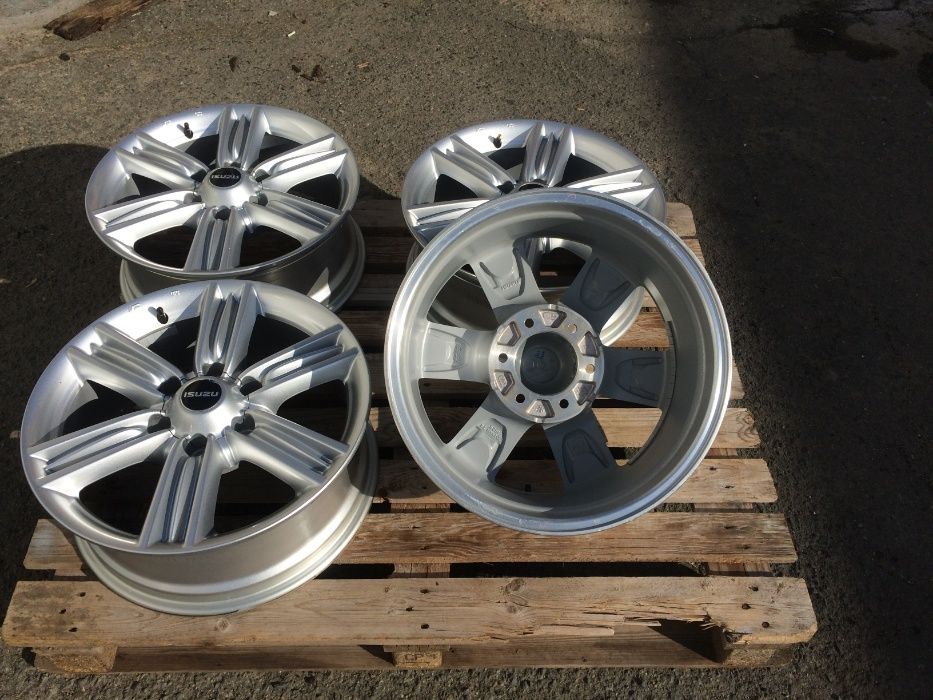 18 цола 6 х 139,7 мм ИСУЗУ Де Макс - Оригинал  - ЧИСТО Нови