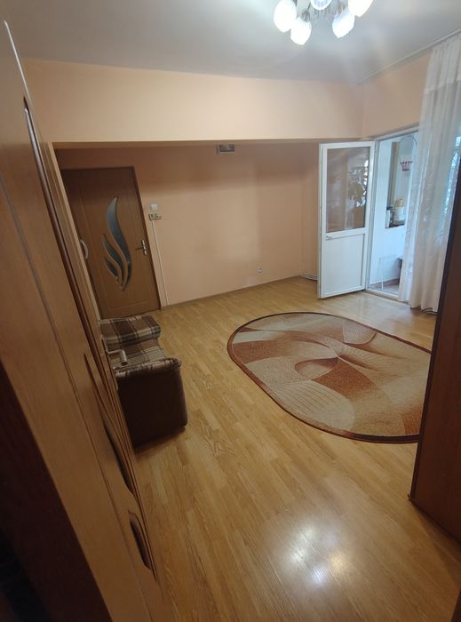 Vand apartament 2 camere vasile alecsandri 39  bacau bloc 1980