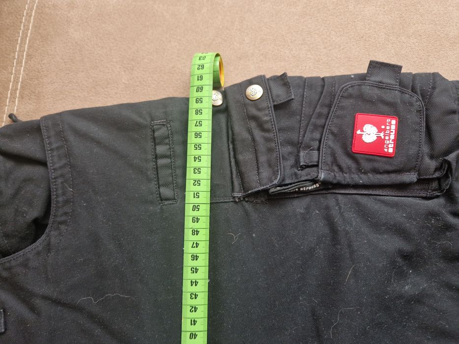 Pantaloni de salopetă barbati