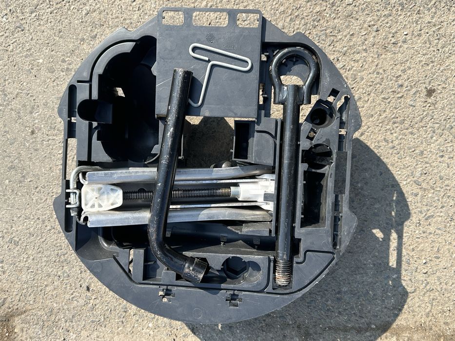 Kit Auto cric,carlig remorcare