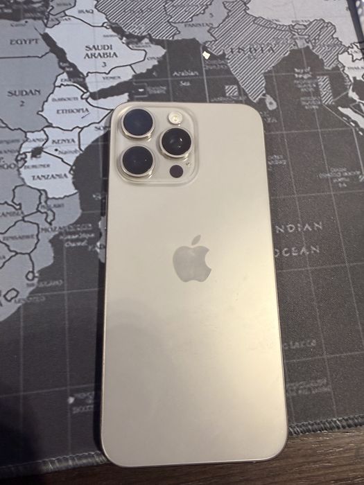 Iphone 15 pro max/256