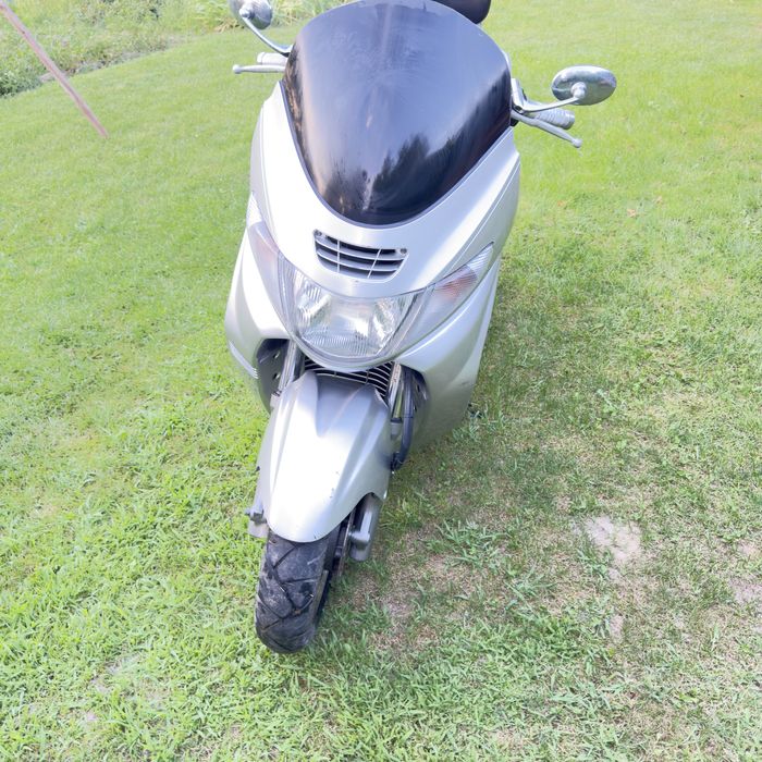 Макси-скутер Suzuki Sky Wave(Burgman)