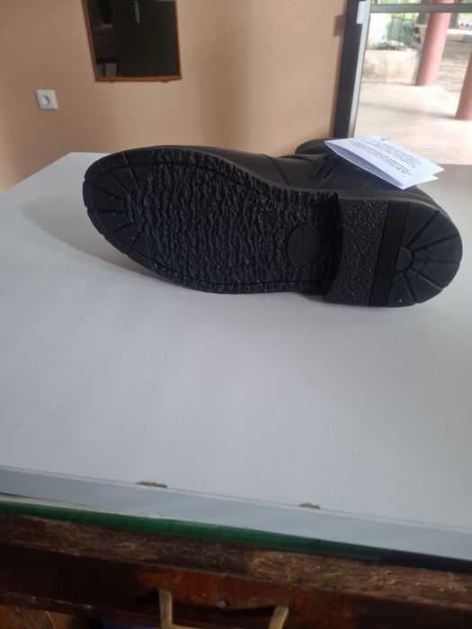 Зимни обувки и боти