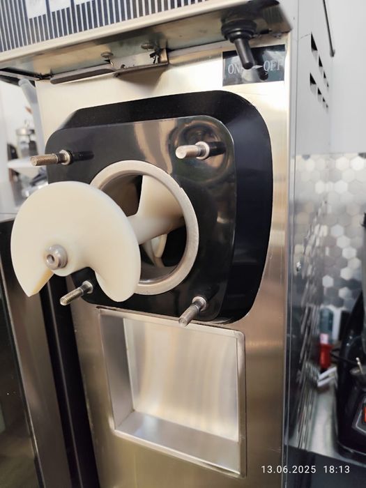 Фризер для мороженого