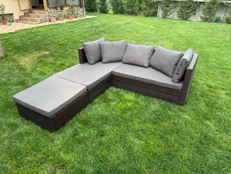 De vanzare coltar de gradina din ratan marca Lidl