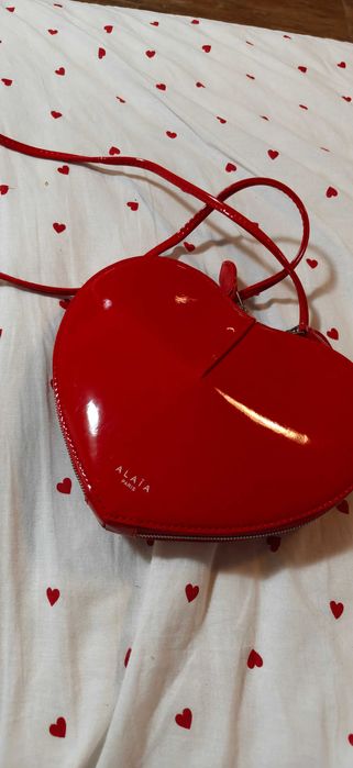 Alaia черна и червена чанта сърце