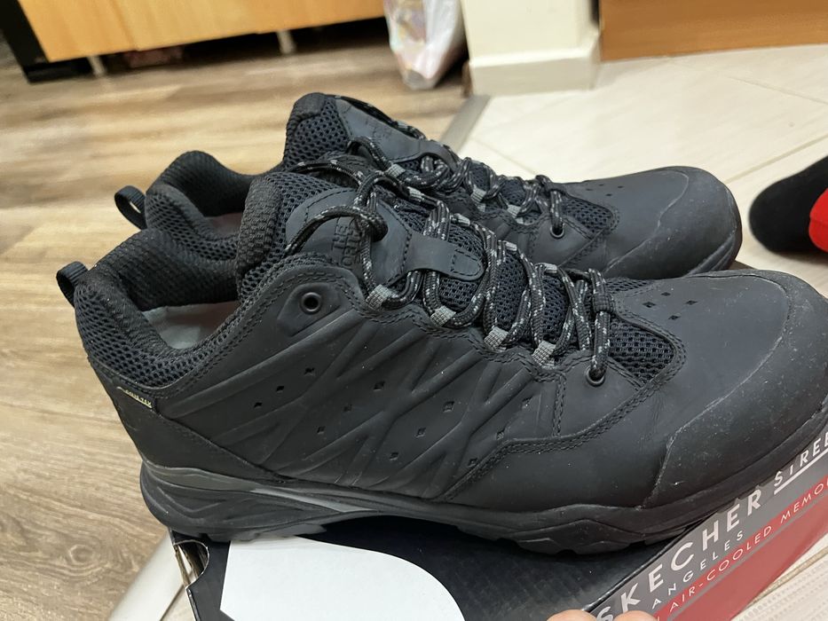 Обувки the north face