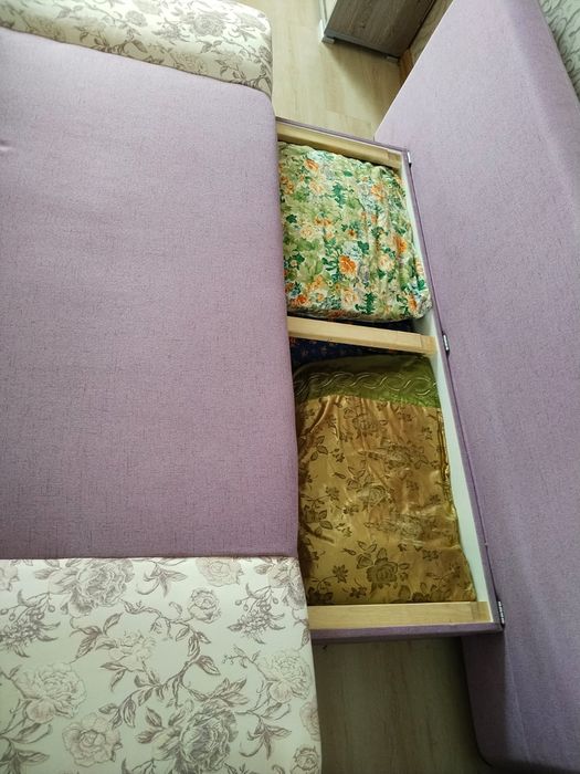 Диван в отличном состоянии