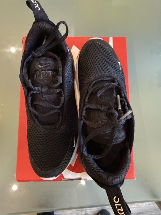 Детски маратонки Nike AIR MAX 270