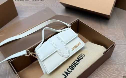 Geanta de mana dama Jacquemus 050233